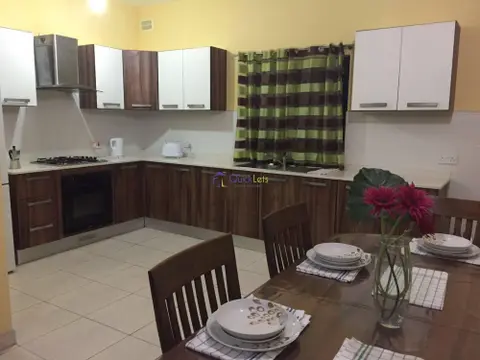 3 bedroom Apartment to rent in Birzebbuga
