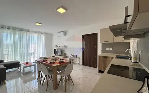 2 bedroom Penthouse to rent in Gozo - Marsalforn