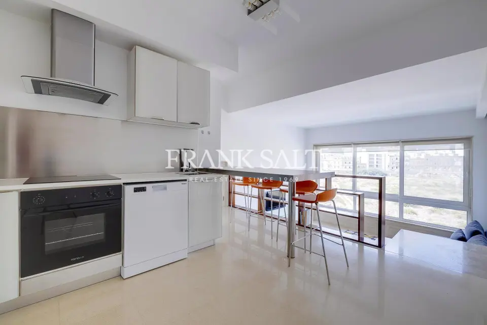 Gzira, Furnished Apartment