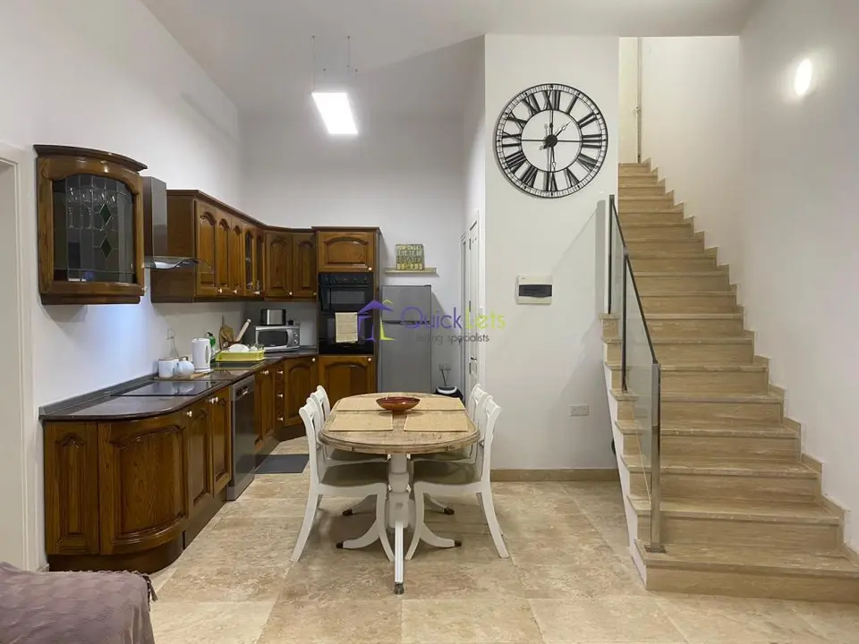 2 bedroom Maisonette to rent in San Gwann