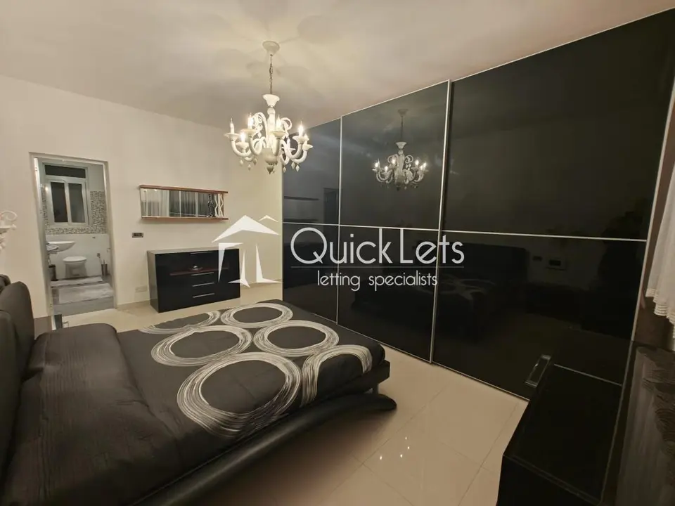 2 bedroom Apartment to rent in Marsaskala
