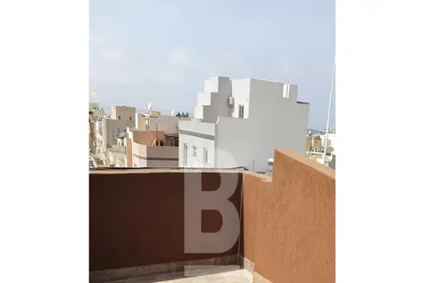 2 Bedroom Penthouse To Rent in Fgura