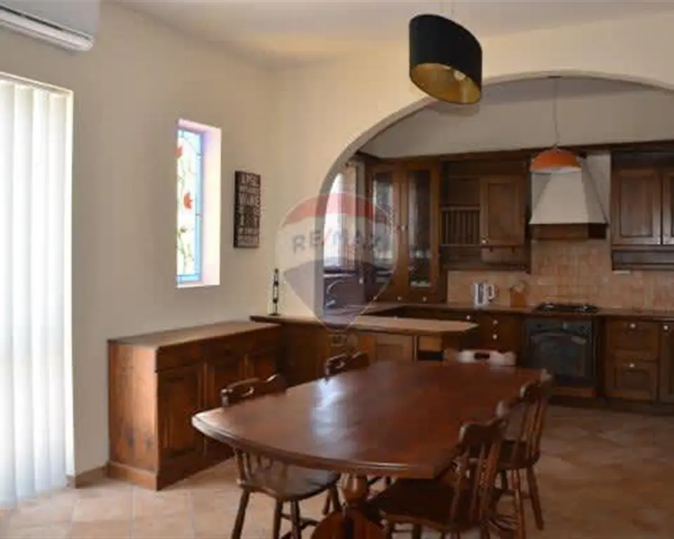 3 bedroom Maisonette Semi-detached to rent in San Gwann