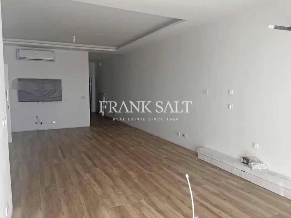 Gudja, Apartment