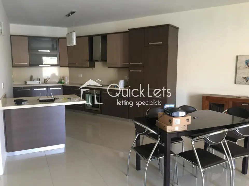 2 bedroom Apartment to rent in Marsaskala