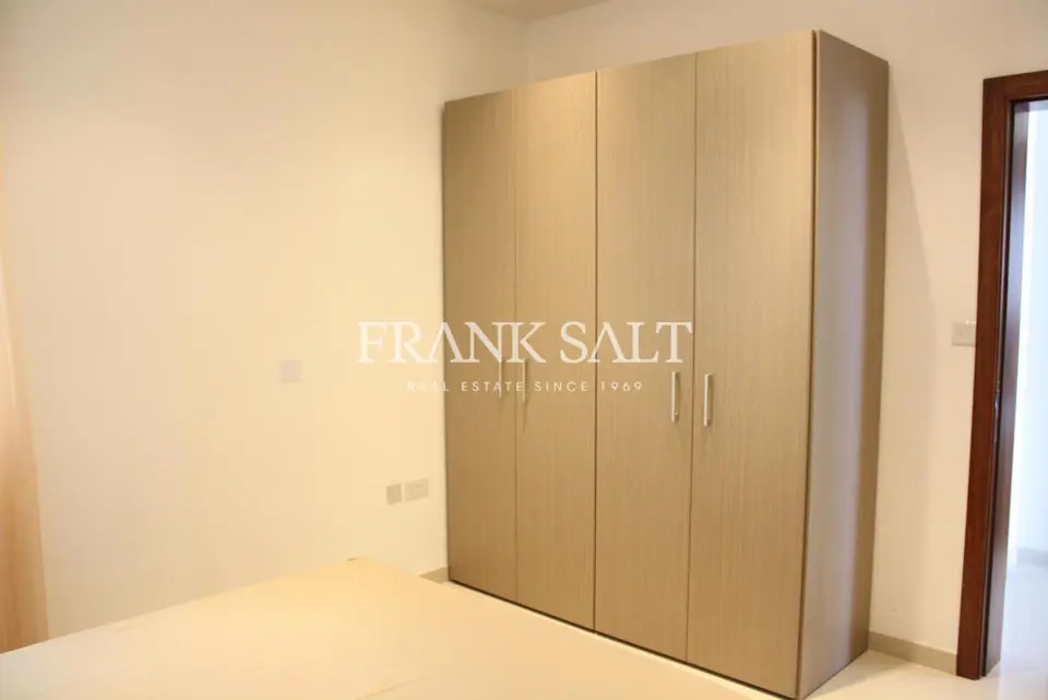 Sliema, Furnished Penthouse