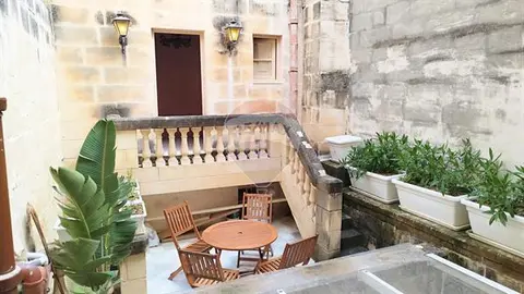 3 bedroom House of Character to rent in Birkirkara