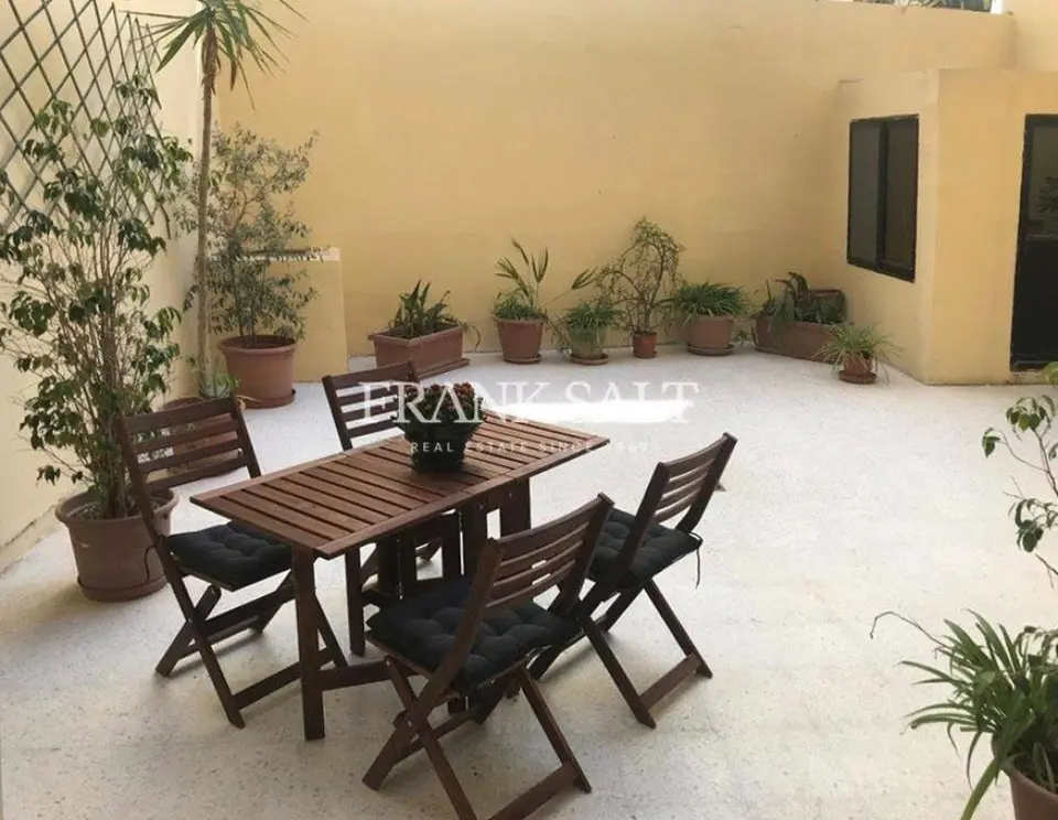 Sliema, Maisonette