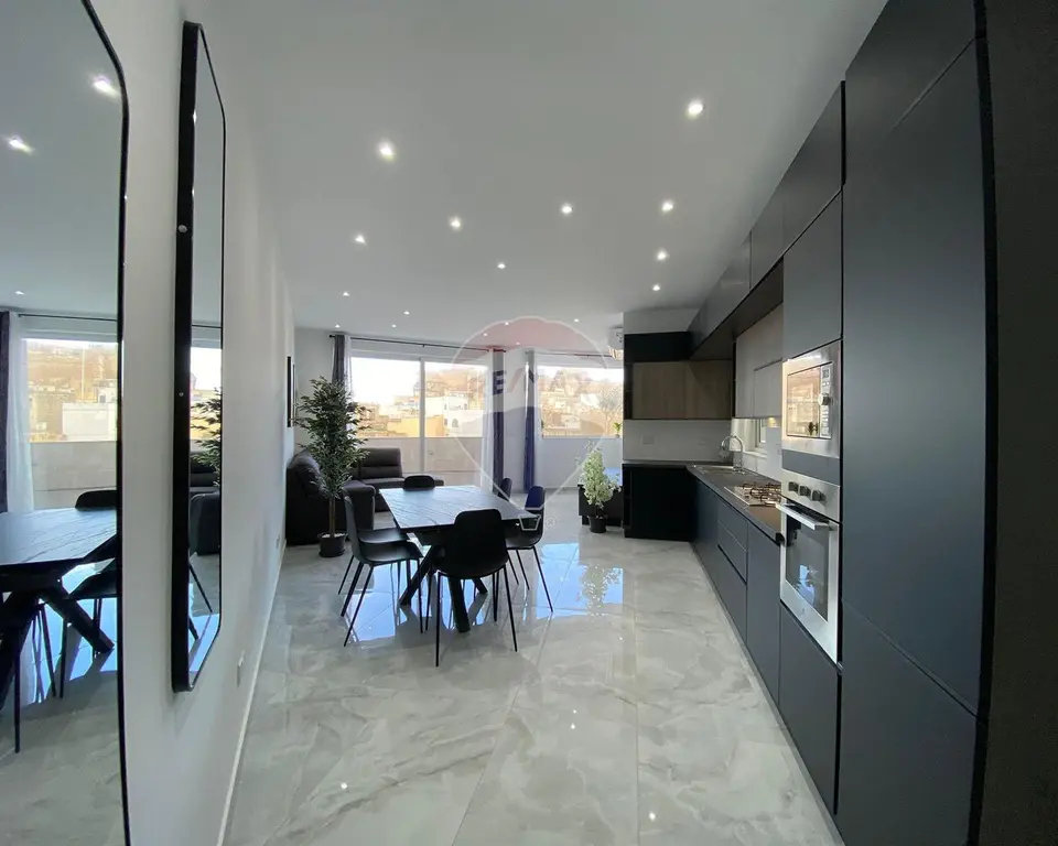 2 bedroom Penthouse to rent in Gozo - Victoria