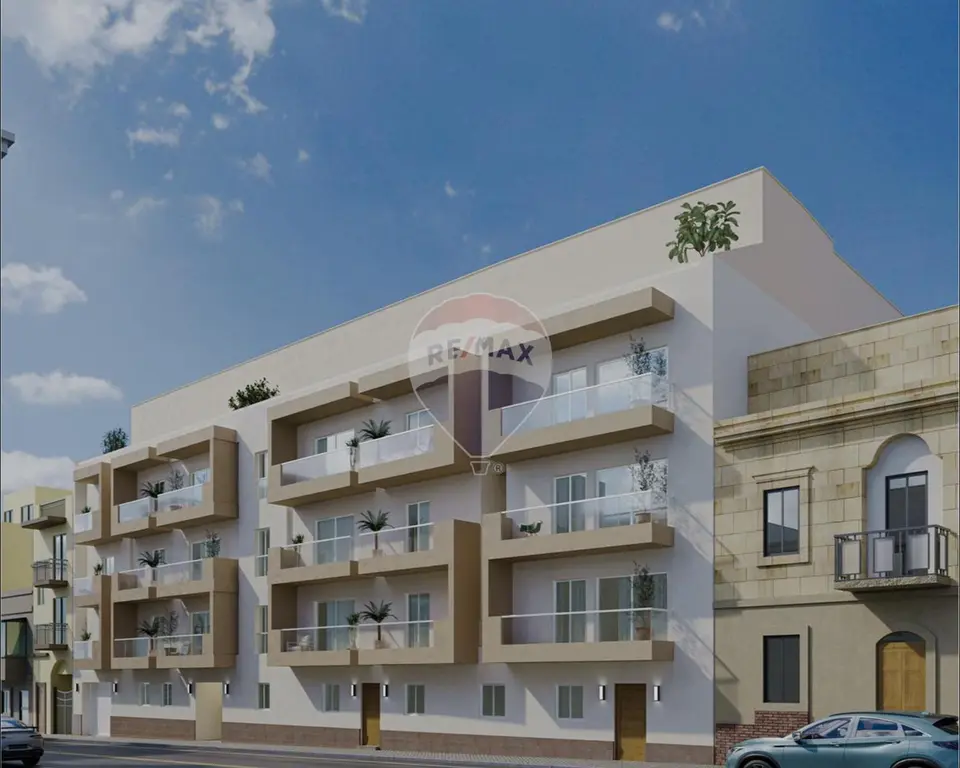 Garage (Residential) for sale in Luqa