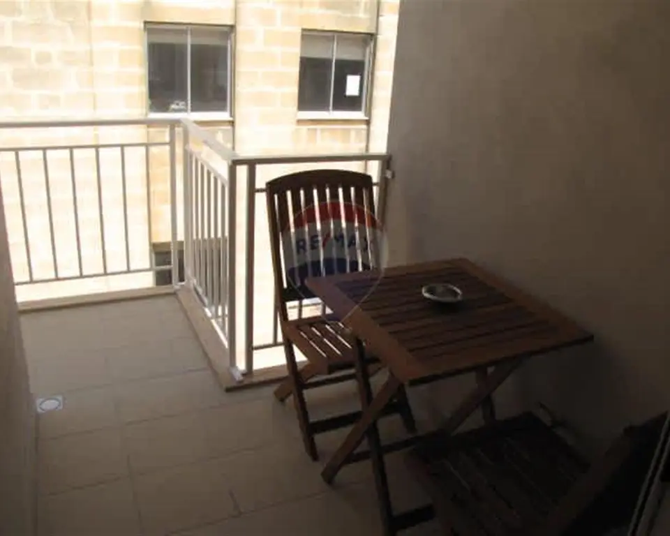 2 bedroom Penthouse to rent in Sliema
