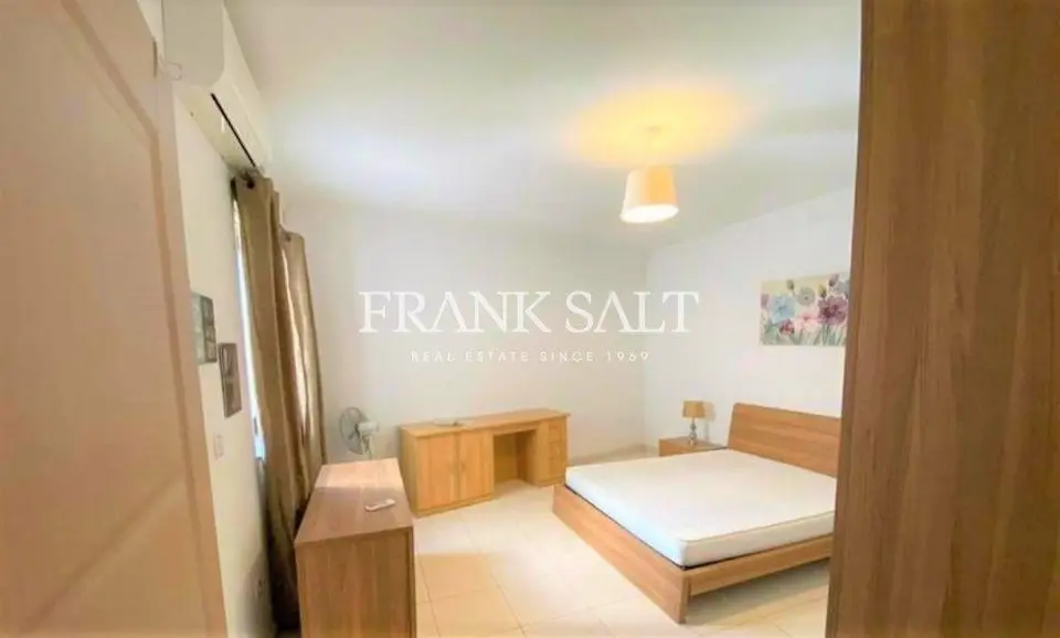 Msida, Apartment