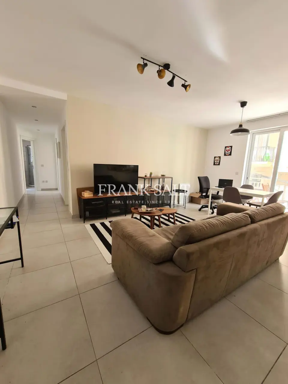 Gzira, Furnished Apartment