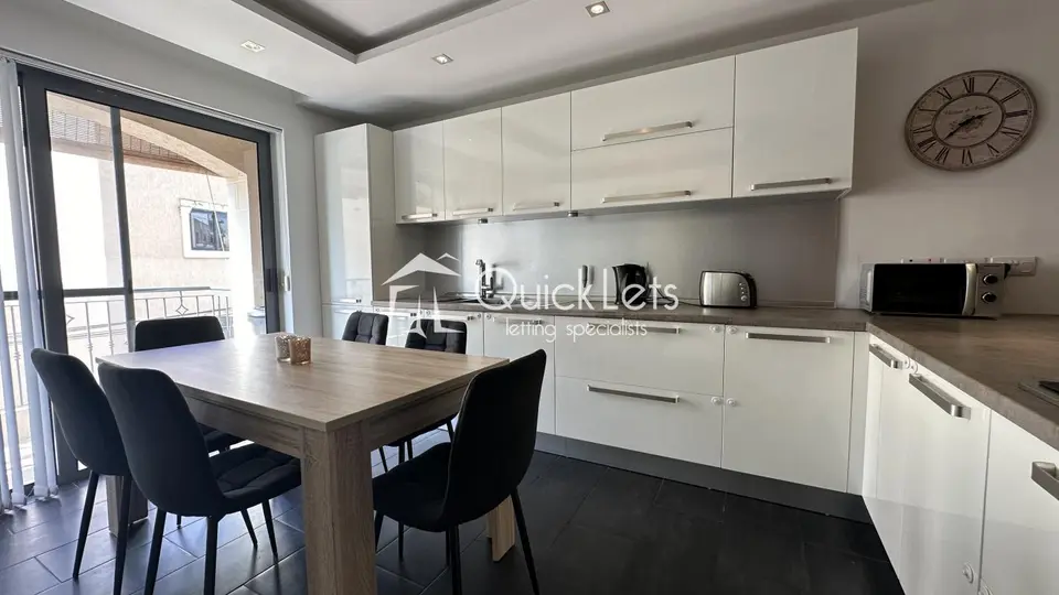 3 bedroom Apartment to rent in Mosta