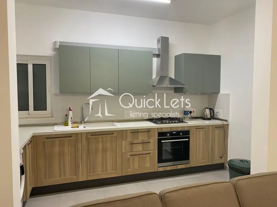 2 bedroom Maisonette to rent in Sliema