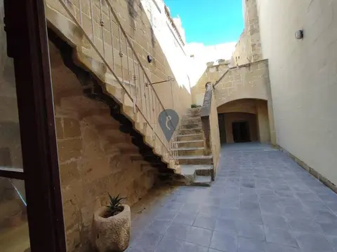 3 bedroom Farmhouse for sale in Gozo - Gharb