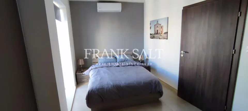 Sliema, Penthouse