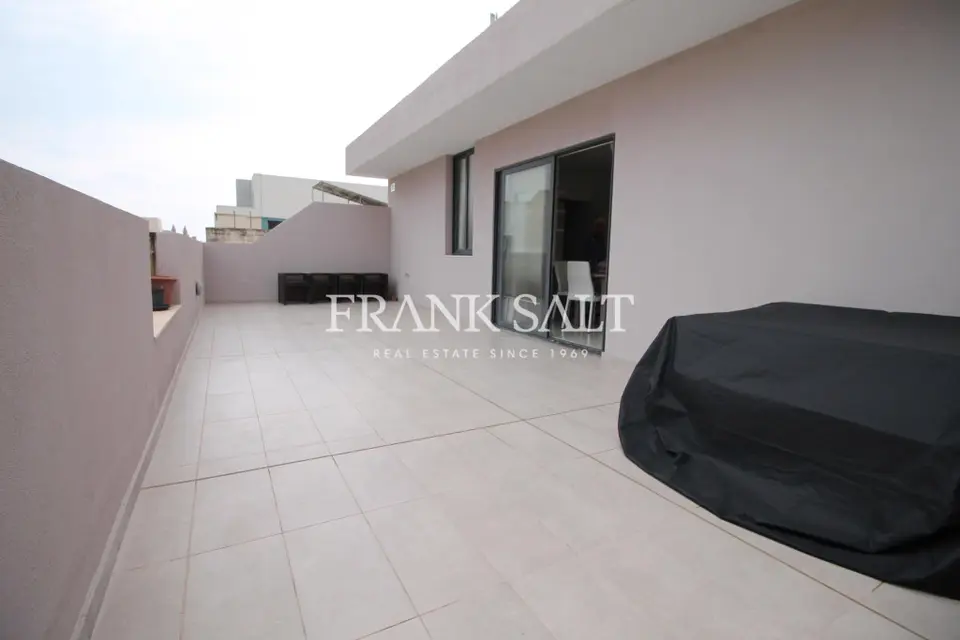Sliema, Penthouse