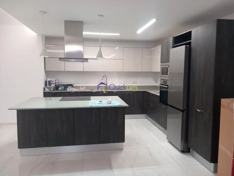 3 bedroom Apartment to rent in Marsaskala