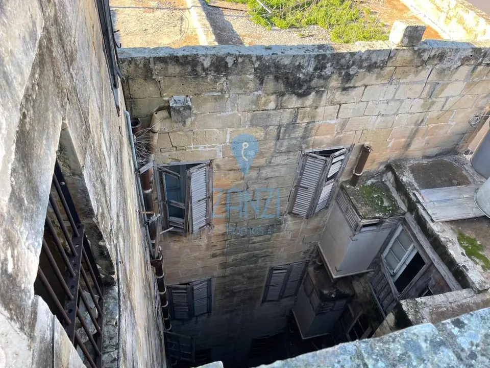 7 bedroom Block for sale in Floriana