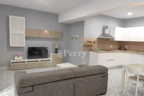 2 Bedroom Maisonette To Rent in Sliema