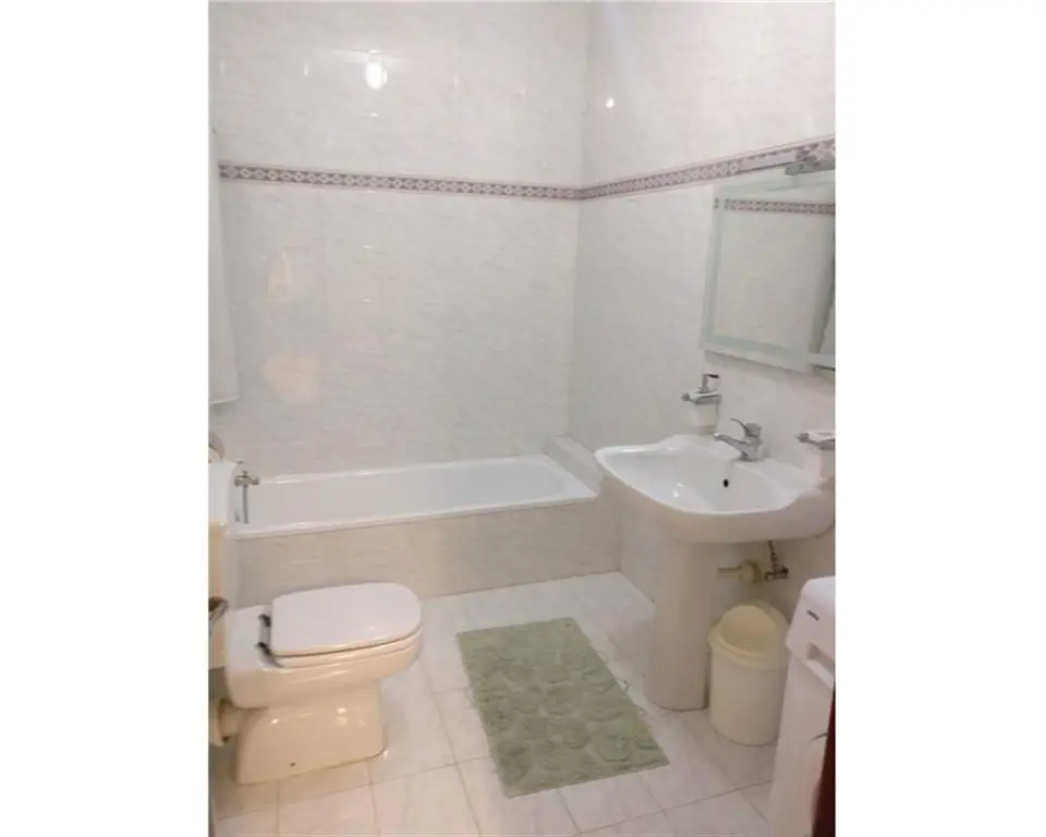 4 bedroom Villa Semi-detached to rent in St Julian's