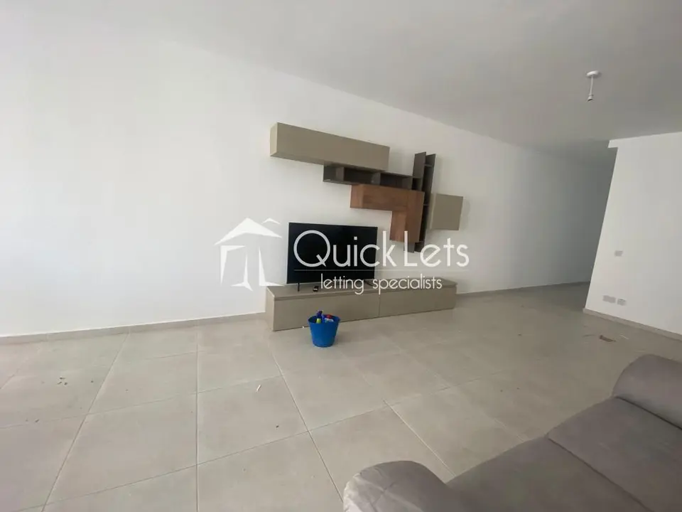 3 bedroom Apartment to rent in Gzira
