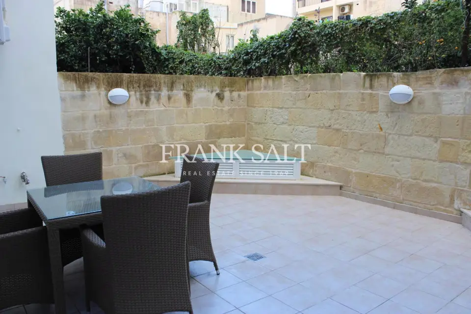 Gzira, Furnished Apartment