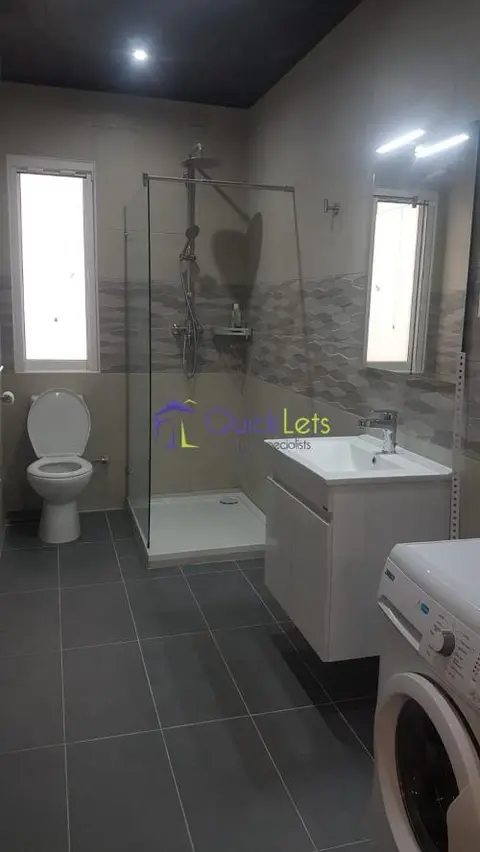 2 bedroom Apartment to rent in Gzira