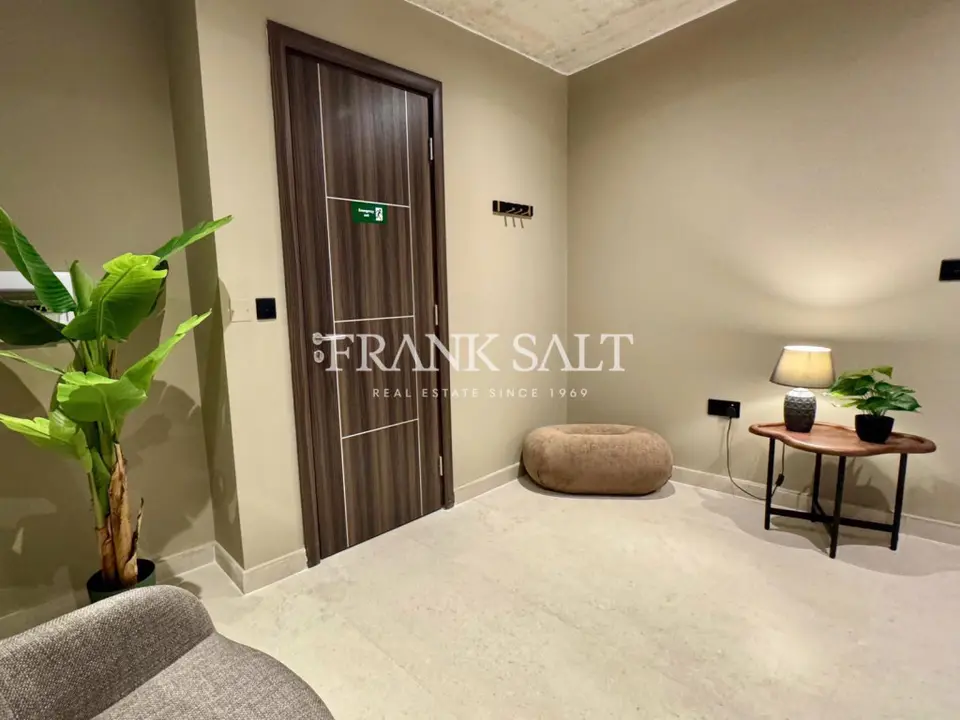 Gharb, Apartment