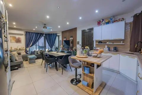 3 Bedroom Apartment For Sale in Zabbar