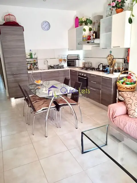 2 bedroom Maisonette to rent in Marsaskala