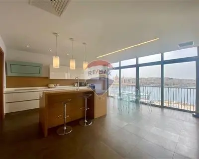 3 bedroom Apartment to rent in Sliema