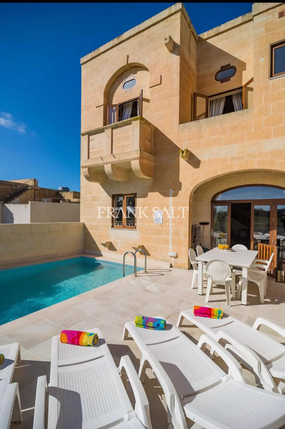 Gharb, Farmhouse
