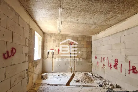 3 Bedroom Penthouse For Sale in Hamrun