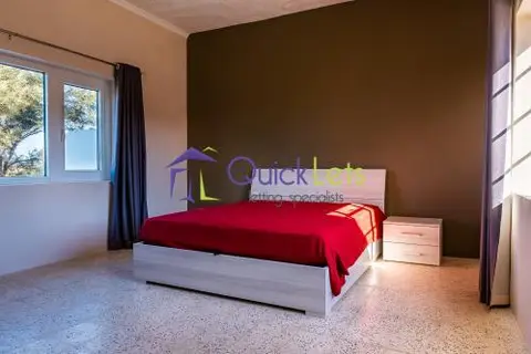 4 bedroom Detached Villa to rent in Kalkara