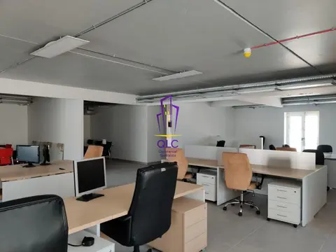 Office to rent in Pieta