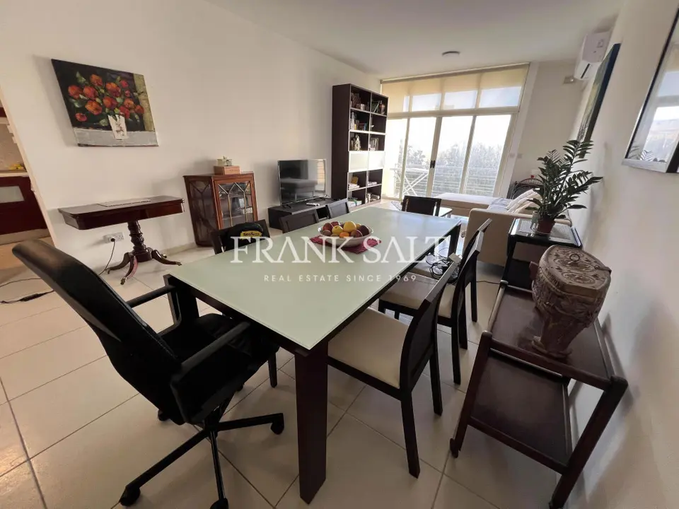 Sliema, Apartment