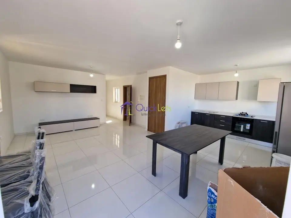 3 bedroom Apartment to rent in Zebbug