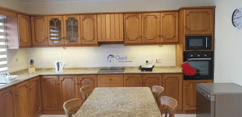 3 bedroom Apartment to rent in Ta' Xbiex