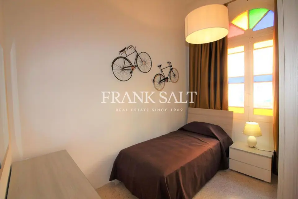 Sliema, Furnished Town House