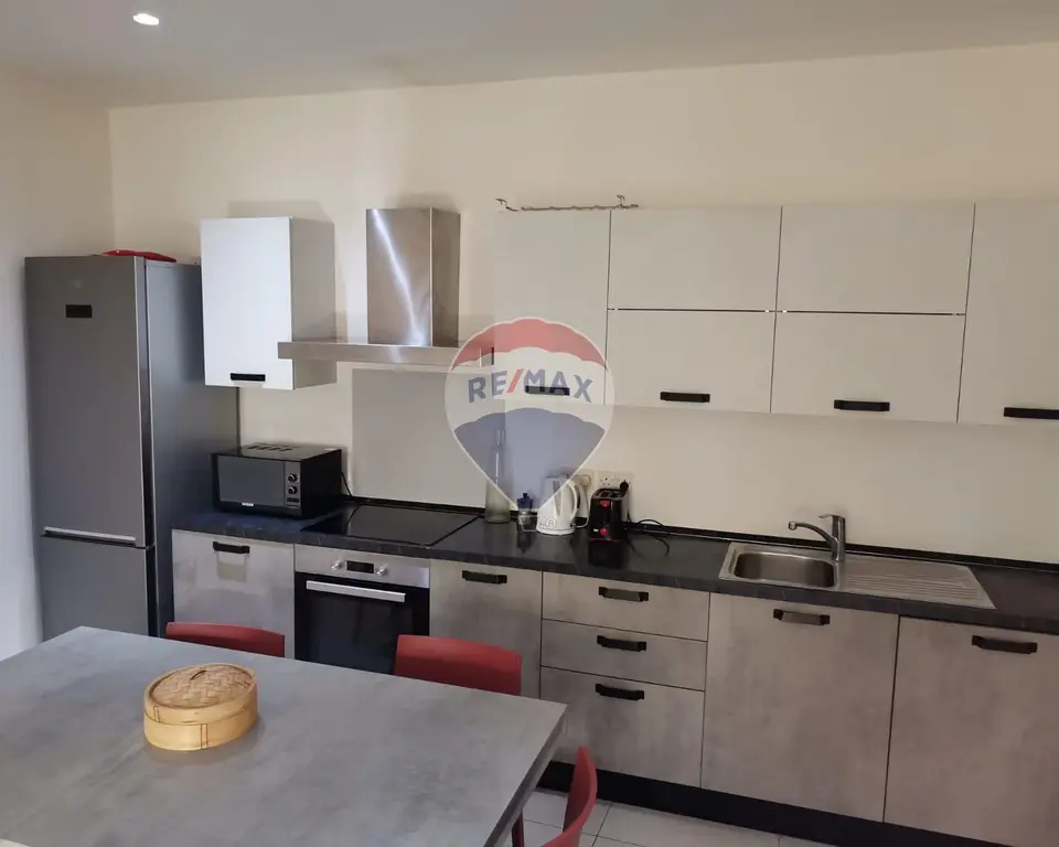 4 bedroom Apartment to rent in Sliema