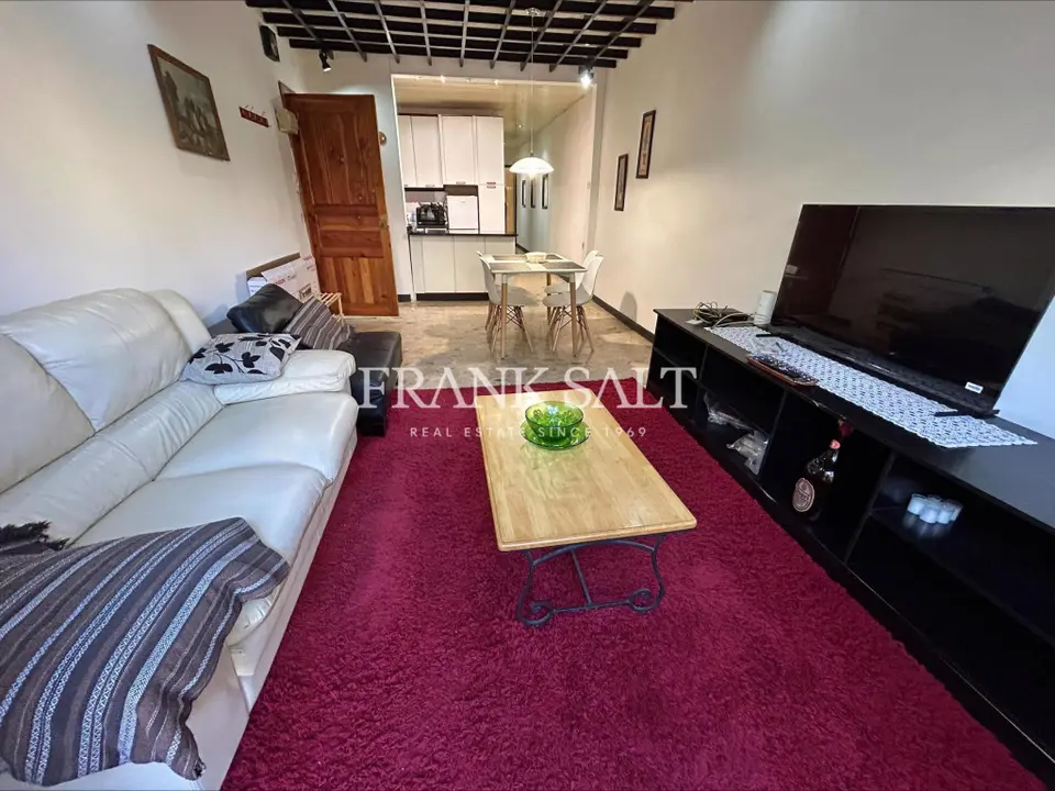 Swieqi, Furnished Apartment