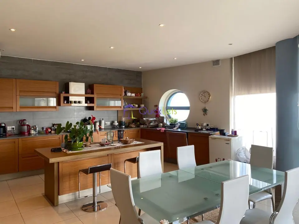 3 bedroom Apartment to rent in Sliema