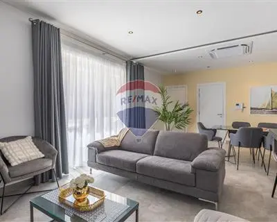 2 bedroom Penthouse to rent in St Julian's