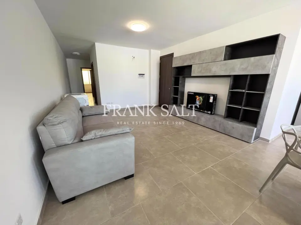 Santa Venera, Furnished Apartment
