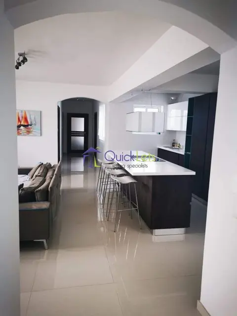 3 bedroom Apartment to rent in Ta' Xbiex