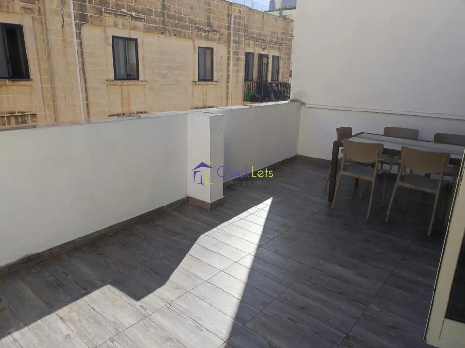 2 bedroom Penthouse to rent in Sliema