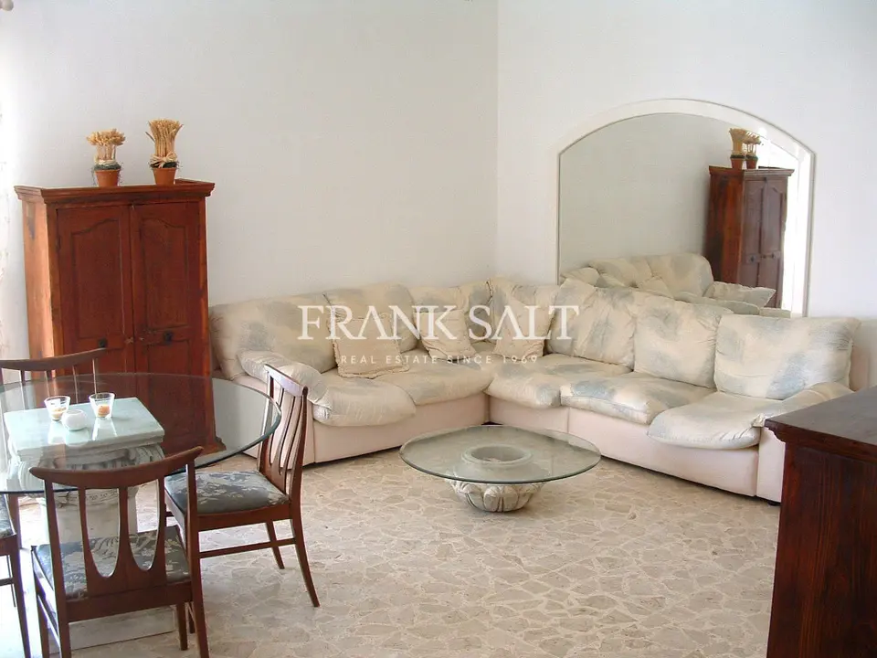 Swieqi, Furnished Apartment