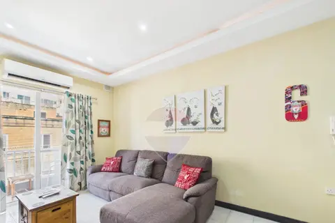Apartment For Sale in Marsascala